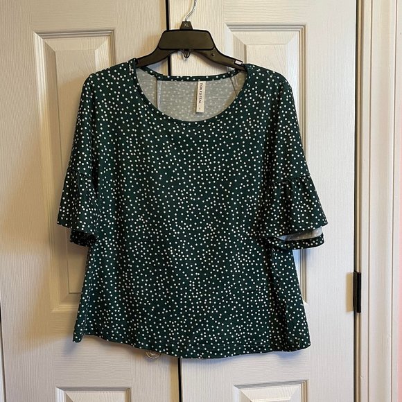 Tickled Teal - Brooklyn Flare Sleeve Top - Green Dot - Picture 4 of 6